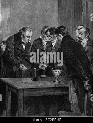 Oersted dimostra la deviazione dell'ago magnetico dalla corrente elettrica, illustrazione vintage incisa. Dall'Universo e dall'umanità, 1910 Foto Stock