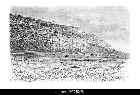 Monte Carmelo visto dalla città di Haifa in Israele, immagine d'epoca incisa. Le Tour du Monde, Travel Journal, 1881 Foto Stock