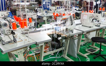 Macchine per cucire, nessuno, overlock, macchine per cucire. Abbigliamento cucire tessuto tessile e la fabbricazione di tessuti Foto Stock