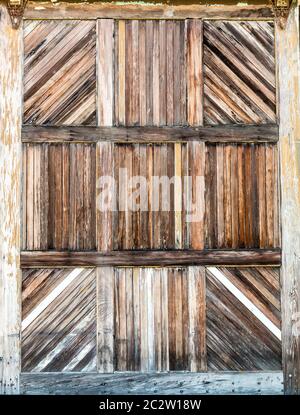 Vecchio fienile chiatta di legno chiocciolo. Foto Stock