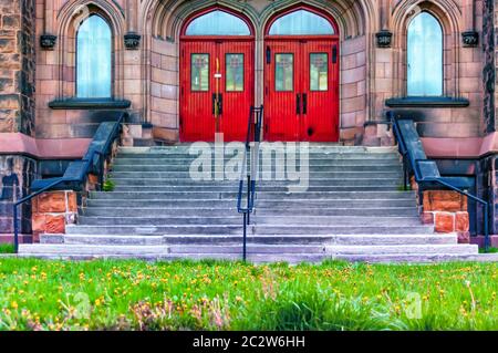 Woodward Avenue Presbyterian Church/ Abyssinia Church of God in Christ situato al 8501 Woodward Avenue a Detroit, Michigan. Foto Stock