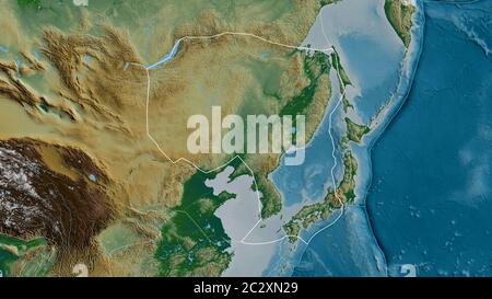 Contorno della piastra tettonica Amur con i bordi delle piastre circostanti sullo sfondo di una mappa fisica. Rendering 3D Foto Stock