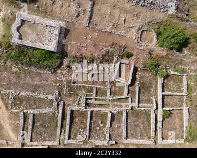 Vista aerea superiore di vecchi edifici di scavi archeologici Foto Stock