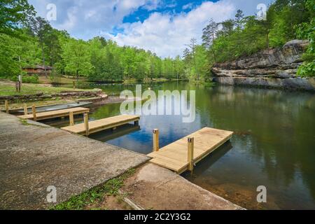 Attracchi per barche al Pickett state Park, Tennessee. Foto Stock