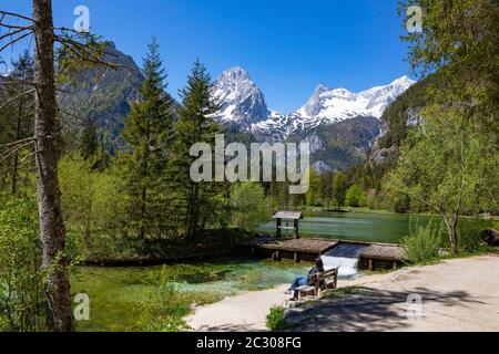 Schiederweiher, di fronte alle montagne Grosser torrente maremoto e Spitzmauer, Totes Gebirge, regione di Hinterstoder torrente Pyhrn-tidal Foto Stock