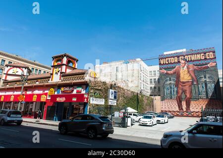 Wall Pinting, Victor Clothing Co., Art in Public Space, attore Anthony Quinn, W 3rd St, Downtown Los Angeles, Los Angeles, California, USA Foto Stock