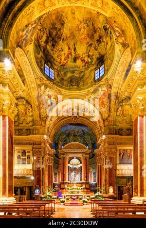 Navata principale di San Paolo o Chiesa di San Paolo, Chiesa barocca, Bologna, Emilia-Romagna, Italia Foto Stock