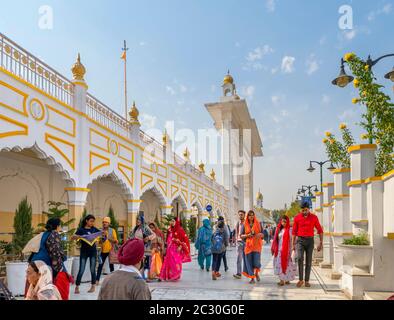 Gurdwara Bangla Sahib, un luogo di culto sikh a Nuova Delhi, India Foto Stock