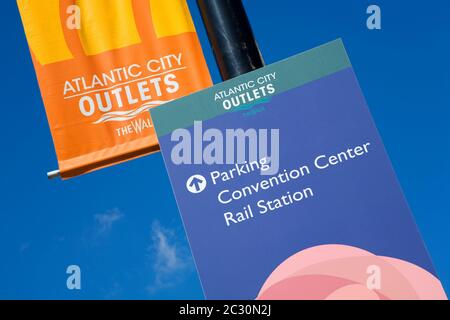 The Walk Outlet Shopping Mall, Atlantic City, New Jersey, USA Foto Stock