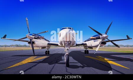 aereo sportivo su pista in attesa di decollo Foto Stock