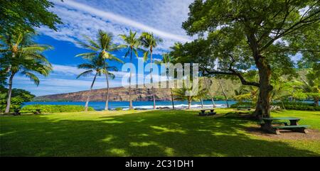 Vista panoramica della spiaggia, Napoopoo, Kona meridionale, Isole Hawaii Foto Stock