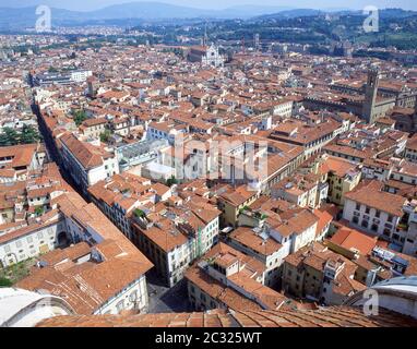 Vista panoramica della Città Vecchia dal Duomo di Santa Maria del Fiore, Firenze, Toscana, Italia Foto Stock