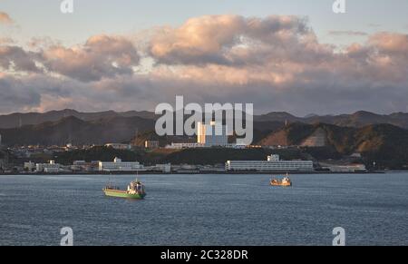 Kushimoto alla luce del tramonto. Prefettura di Wakayama. Honshu. Giappone Foto Stock