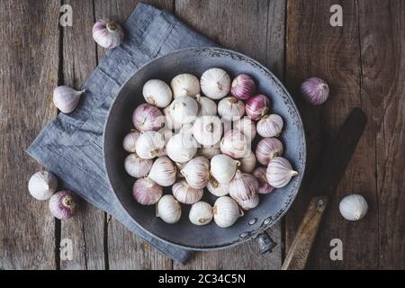 Solo Garlics- spicchi d'aglio singoli Foto Stock