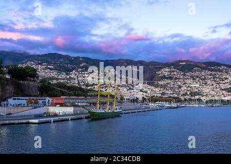 Portogallo - Isole Canarie, Madeira - Porto di Funchal Foto Stock