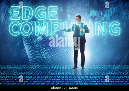 Concetto di cloud edge e il computing antinebbia Foto Stock