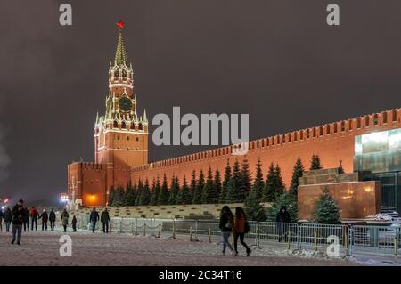 Mosca, Russia, 28 gennaio 2020: Celebrazione del nuovo anno e Natale sulla Piazza Rossa nel centro di Mosca. Vacanza fa Foto Stock