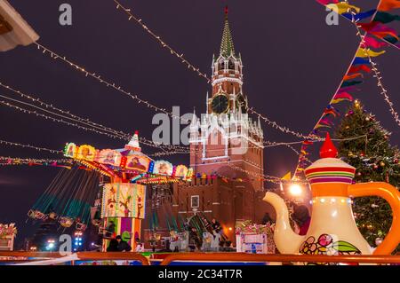 Mosca, Russia, 28 gennaio 2020: Celebrazione del nuovo anno e Natale sulla Piazza Rossa nel centro di Mosca. Vacanza fa Foto Stock