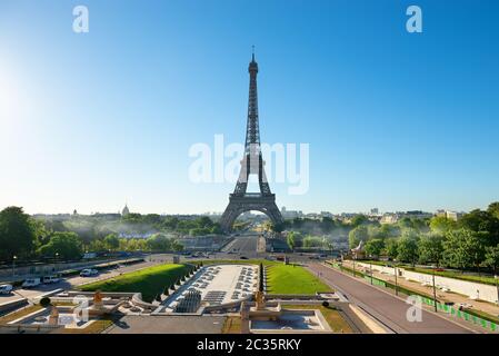 Alta Torre Eiffel Foto Stock