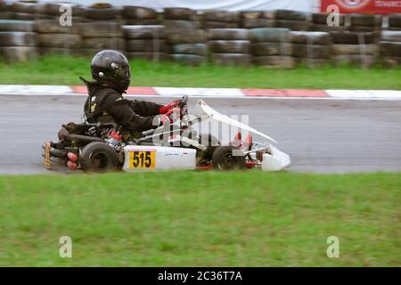 Kart corre in curva. Foto Stock