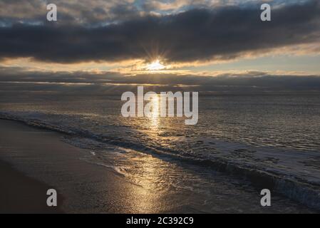 Sole di sera Foto Stock