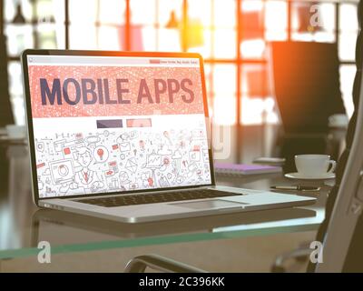 Ambiente di lavoro moderno con notebook che mostra la landing page in stile Doodle Design con applicazioni Text Mobile. Immagine tonata con messa a fuoco selettiva. Rendering 3D. Foto Stock
