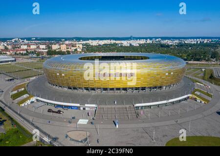 GDANSK, POLONIA - 17 GIUGNO 2020: Veduta aerea dello Stadio Energa, stadio di casa della squadra locale Lechia Gdansk. Danzica, Polonia. Foto Stock