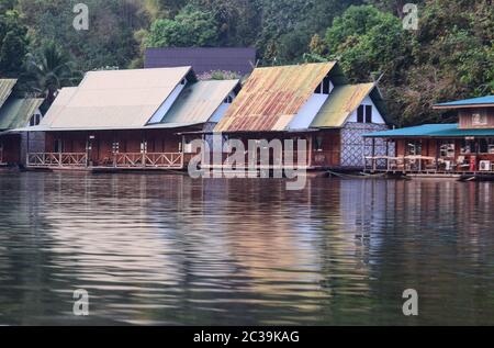 Fiume Kwai, Kanchanaburi 140120 Foto Stock