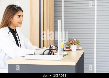 Medico donna ritratto Foto Stock