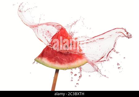 Fetta di anguria con spruzzata di succo di rosa. Foto Stock