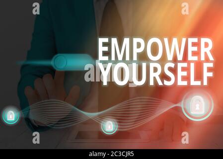 Parola di scrittura di testo consentono di te. Business photo presentazione ti dà il potere di assumere il controllo del proprio destino Foto Stock