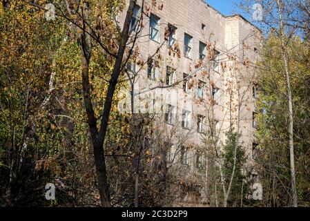 Famoso ospedale luogo pericoloso in una città abbandonata infetta di Chernobyl Foto Stock