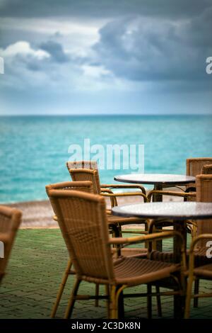 Sedie vicino al Seaside Holiday Concept Foto Foto Stock