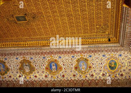 decorazione interna della camera regina del forte mehrangarh Foto Stock