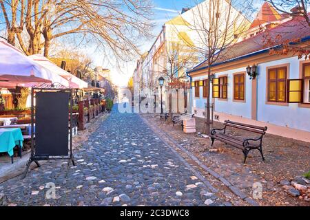 Belgrado. Famose strade acciottolate di Skadarlija nella storica città di Beograd Foto Stock