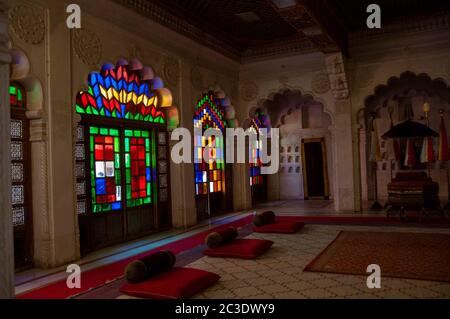 decorazione interna della camera regina del forte mehrangarh Foto Stock