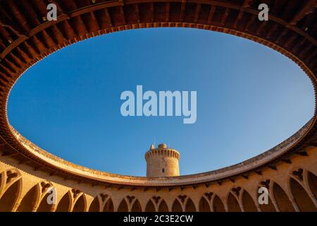 Circonvallazione interna del Castell de Bellver, Palma, Mallorca, Spagna Foto Stock