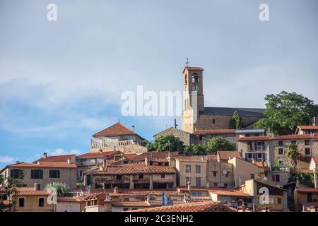 Scoperta dei Pirenei orientali in estate, ancora selvaggia regione della Francia Foto Stock