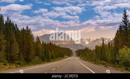 Banff e Jasper parchi nazionali in Alberta, Canada Foto Stock