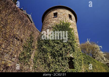 Mura della città e torre dell'angelo, Olpe, Sauerland, Renania settentrionale-Vestfalia. Germania, Europa Foto Stock