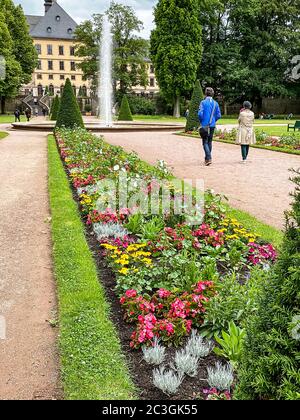 Oasi verde nel cuore della città - Palazzo giardino nella città barocca di Fulda, Germania Foto Stock