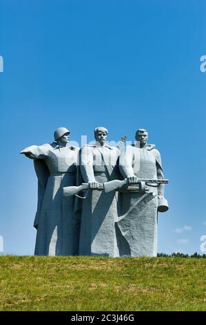 Dubosekovo, Russia - 8 luglio 2006: Il Memoriale degli Eroi di Panfilov del 28 al posto della battaglia di Dubosekovo durante la seconda guerra mondiale, Nelidovo vi Foto Stock