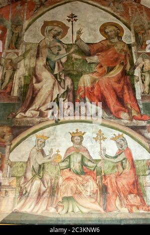 Murales interno all'Heiligen-Geist-Hospital (Ospedale dello Spirito Santo) un'istituzione caritativa medievale nel porto marittimo anseatico di Lübeck, Germania Foto Stock