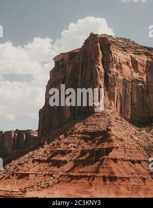 Immagine verticale della Monument Valley a Oljato-Monument, USA Foto Stock