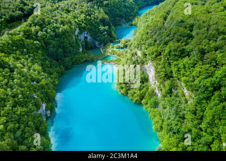 Vista aerea dei laghi del Parco Nazionale dei Laghi di Plitvice, Croazia Foto Stock