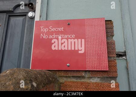 Un 'segreto superiore. Nessun biglietto d'ingresso a Bletchley Park, Bletchley. Buckinghamshire, Regno Unito. Foto Stock