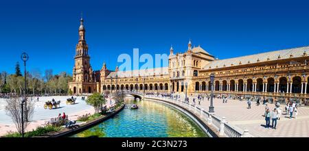 Padiglione a Plaza de España nel Parque de María Luisa, Siviglia, Spagna Foto Stock