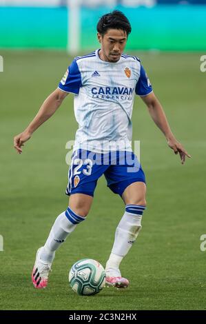 Shinji Kagawa del Real Zaragoza (23) durante la partita la Liga SmartBank tra Real Zaragoza e UD Almeria a la Romareda a Saragozza, Spagna, il 20 giugno 2020. . Almeria ha vinto 0-2. (Foto di Daniel Marzo/Pacific Press/Sipa USA) Foto Stock