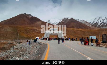 Passo Khunjerab, confine con la Cina di Pak 6/28/2018 Foto Stock