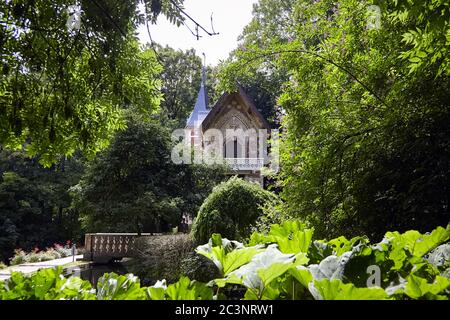 Le Port-Marly, Francia - 24 giugno 2018: Chateau d'If (architetto Hippolyte Durand) nel Parco de Monte-Cristo, studio di scrittura di Alexandre Dumas, il suo f Foto Stock